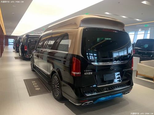 奔馳威霆七座改裝豪華版邁巴赫vs680_鳳凰網(wǎng)汽車(chē)_鳳凰網(wǎng)